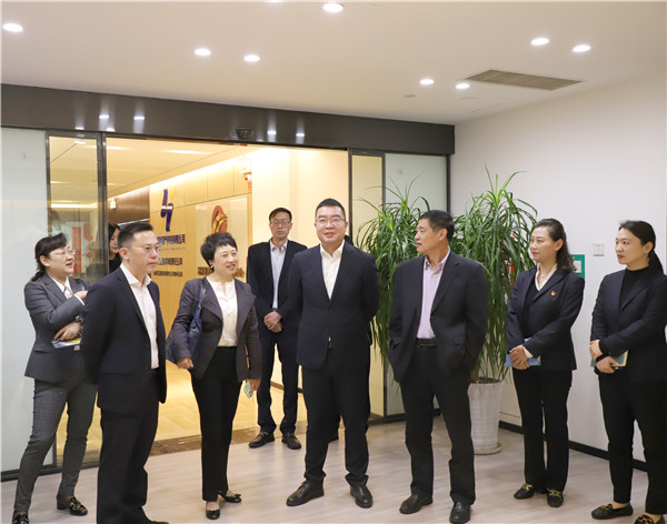 2023-5-11 西南聯(lián)交所、四川國興商務信息服務有限公司與貴州陽光產(chǎn)權交易所開展交流座談4.jpg