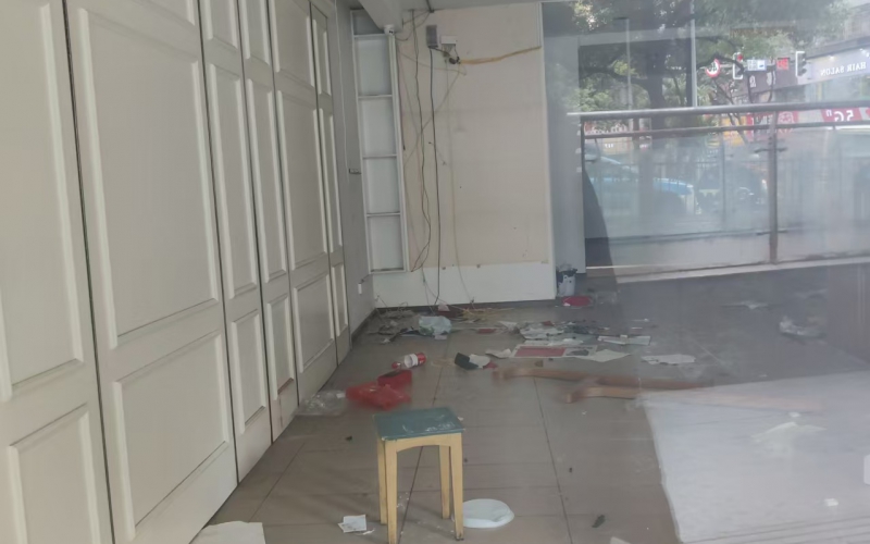 貴州省機(jī)關(guān)事務(wù)管理局國(guó)有資產(chǎn)管理服務(wù)中心貴陽(yáng)市南明區(qū)中山東路199號(hào)附104號(hào)門面招租