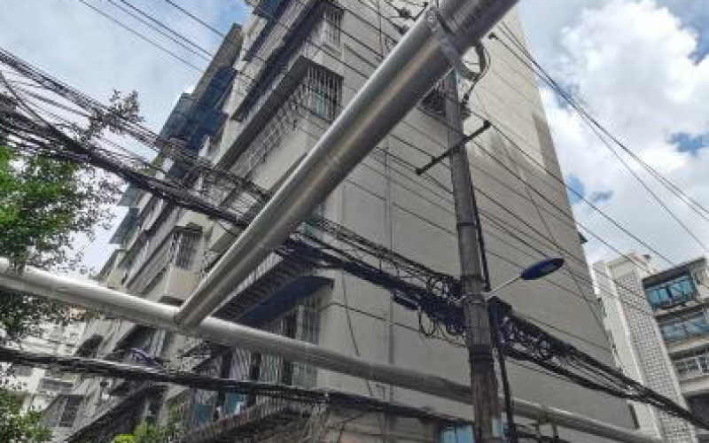 貴州省機關事務管理局國有資產(chǎn)管理服務中心貴陽市云巖區(qū)鹽務街138號合一府苑1層103號車庫招租