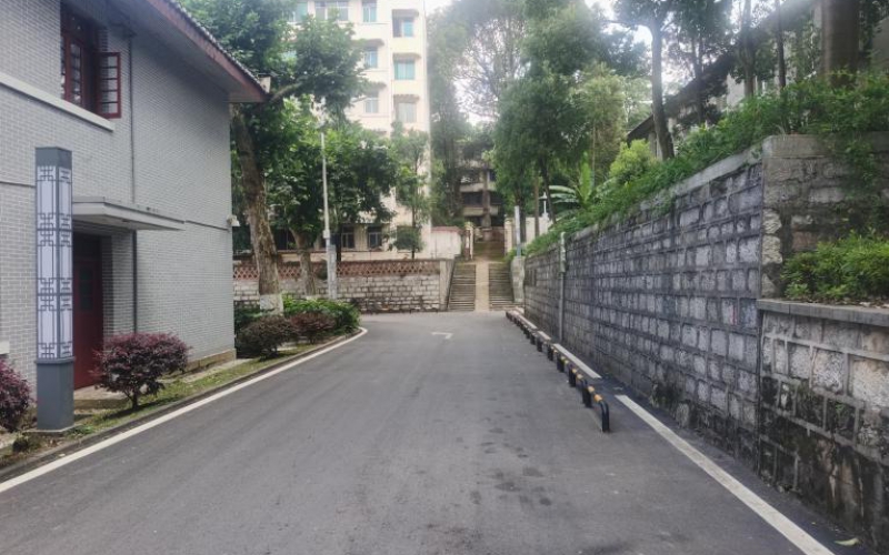 貴州省機(jī)關(guān)事務(wù)管理局國有資產(chǎn)管理服務(wù)中心貴陽市花溪區(qū)清溪路40幢6層261號(hào)房屋招租