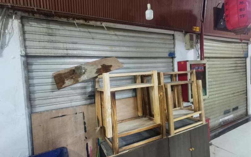 （降價(jià)）環(huán)城東路萬東商貿(mào)城丙一排04號、05號門面轉(zhuǎn)讓（持有方：貴州省機(jī)關(guān)事務(wù)管理局國有資產(chǎn)管理服務(wù)中心）(二次掛牌)