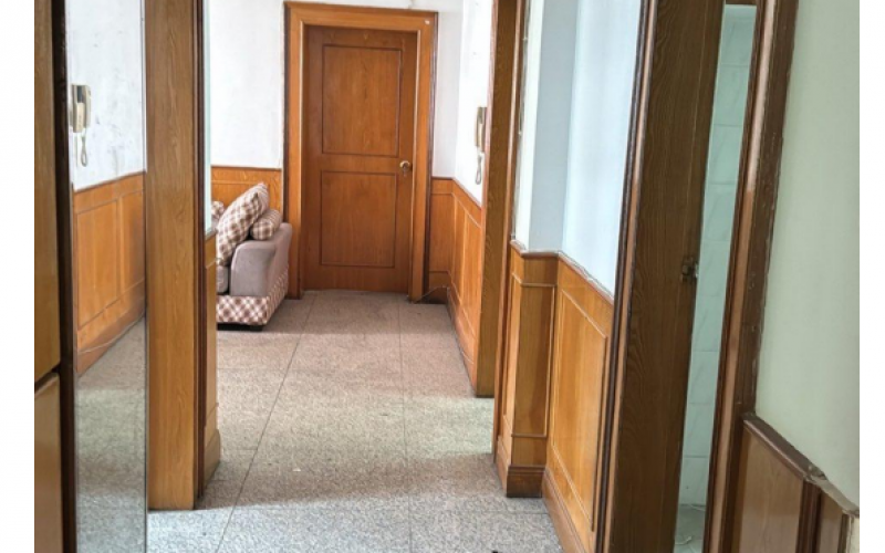 （降價）中華北路325號4棟5層附9號轉(zhuǎn)讓（持有方：貴州省機關(guān)事務(wù)管理局國有資產(chǎn)管理服務(wù)中心）(二次掛牌)