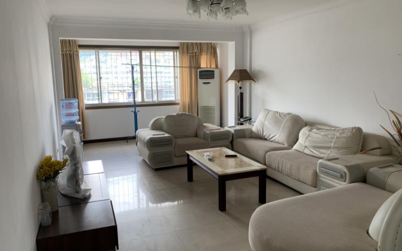 貴陽市貴烏北路15號常立商城一批房產(chǎn)